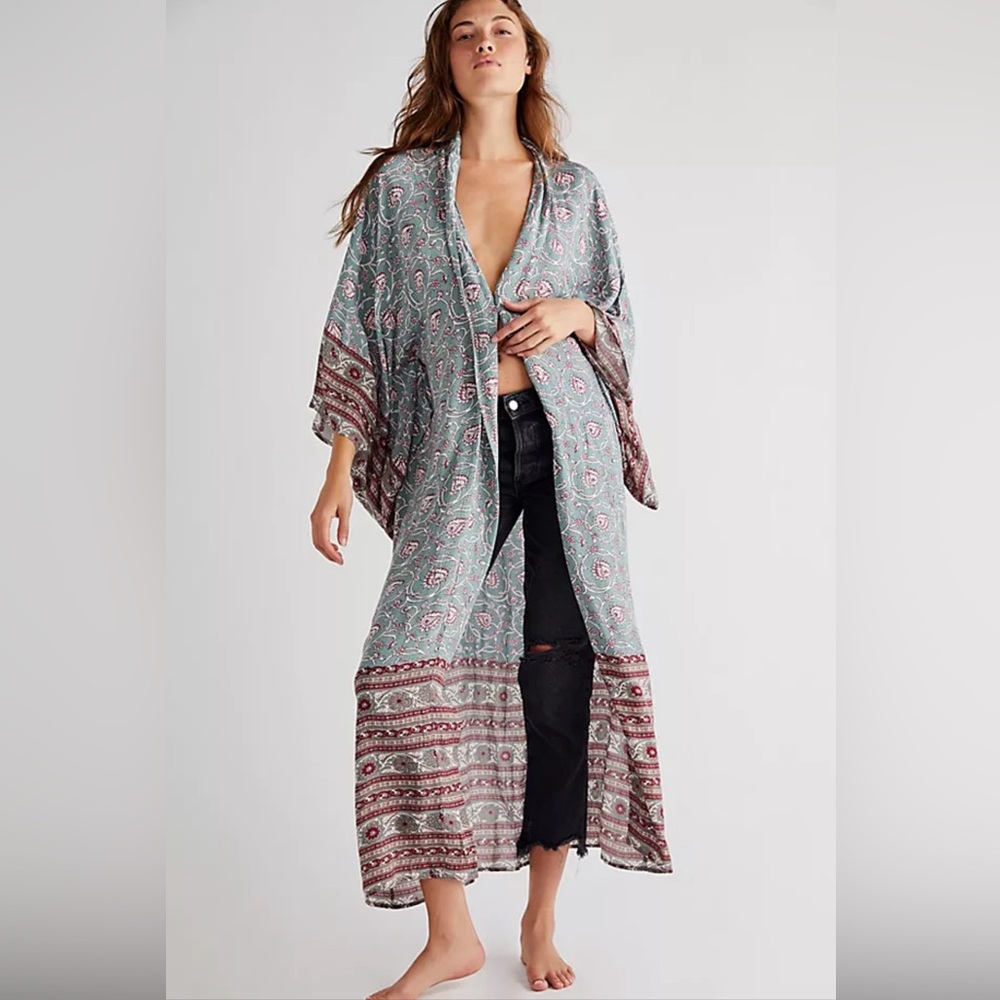 Free People Vineyard Border Print Kimono